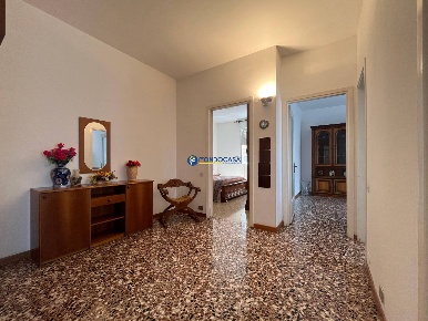 Foto Appartamento in VIA PACE, Lomagna di 85 m² con 3 locali in vendita