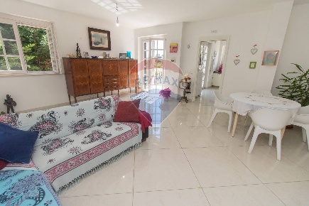 Foto Villa unifamiliare in via trasbordo 15, San Vito Chietino di 521 m²