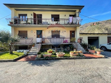 Foto Appartamento in Loc Greco Chifenti, Borgo a Mozzano di 90 m²