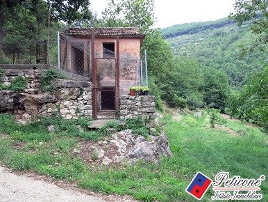 Foto Villa unifamiliare in via monte della terra, Lenola di 150 m²