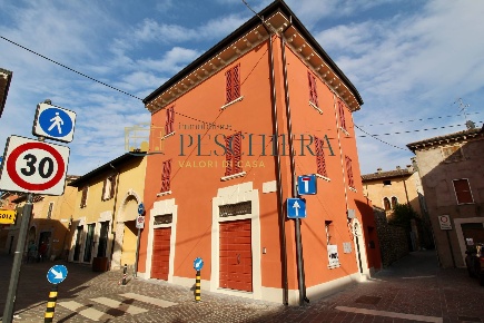 Foto Appartamento in Vicolo Balilla, Monzambano di 105 m² con 2 locali