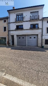 Foto Appartamento a San Giovanni Ilarione di 75 m² con 3 locali in vendita