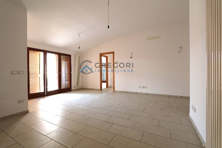 Foto Appartamento in Via Carlo Marx, Nereto di 91 m² con 3 locali