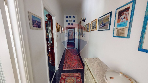 Foto Appartamento a Campomorone di 77 m² con 5 locali in vendita