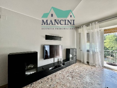 Foto Appartamento in VIA LA CROCE, Monte San Vito di 135 m² con 5 locali