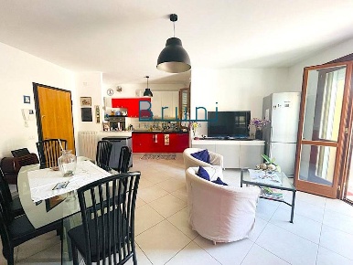 Foto Appartamento in Via del Tricolore, Ripatransone di 85 m² con 3 locali
