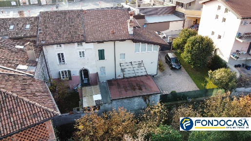 Foto Appartamento a Passirano di 168 m² con 4 locali in vendita