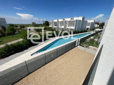 Foto Villa a schiera in viale Europa, Lignano Sabbiadoro di 180 m²