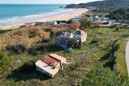 Foto Villa singola in Località Manaccora, Peschici di 200 m² con 5 locali