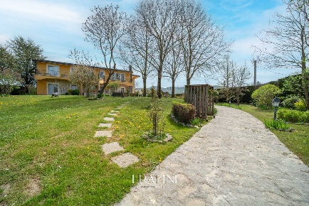 Foto Villa bifamiliare in Castel di Sangro, Castel di Sangro di 300 m²