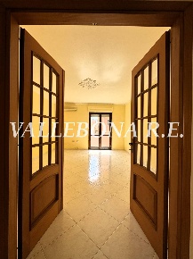 Foto Appartamento a Carloforte di 101 m² con 5 locali in vendita