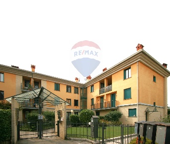 Foto Appartamento in Via Campinette, Palazzago di 130 m² con 4 locali