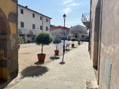 Foto Appartamento a Coreglia Antelminelli di 264 m² con 11 locali