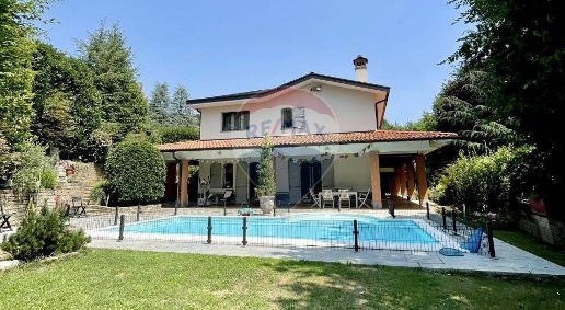 Foto Villa singola a Palazzago in vendita