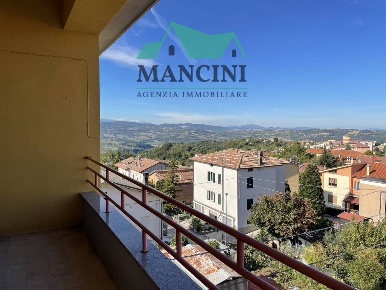 Foto Appartamento in VIA CESARE BATTISTI, Cupramontana di 100 m² in vendita