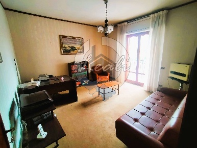 Foto Appartamento in VIA GIOTTO, Montegiorgio di 132 m² con 5 locali