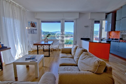 Foto Appartamento in Via Marconi, Campo nell'Elba di 85 m² con 3 locali