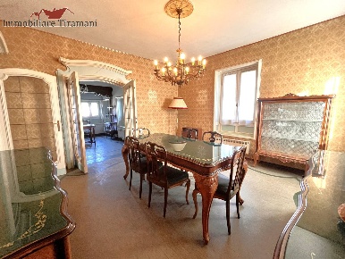 Foto Villa singola in via emilia, Cadeo di 160 m² con 5 locali in vendita