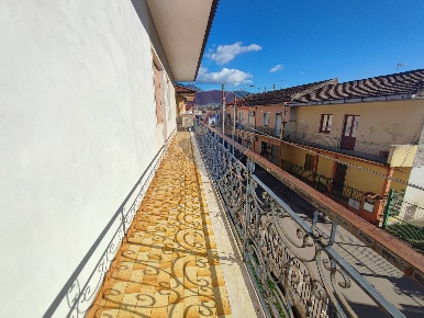 Foto Villa singola in Via Don Sturzo, Calvi Risorta di 295 m² con 6 locali