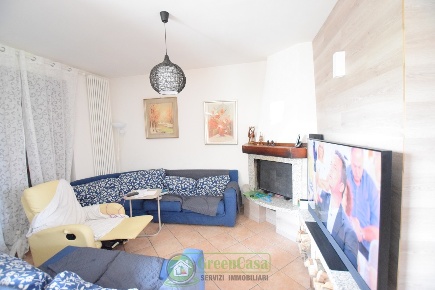 Foto Villa a schiera in via Roncello, Ornago di 200 m² con 5 locali