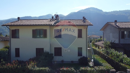 Foto Appartamento in Via di Costa, Coreglia Antelminelli di 77 m²