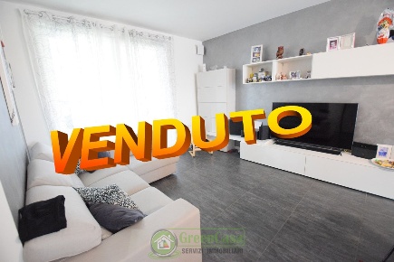 Foto Appartamento in VIA C.NA BORELLA, Ornago di 100 m² con 3 locali