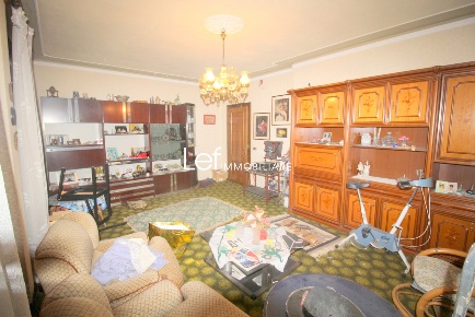 Foto Villa unifamiliare a Vazzola di 296 m² con 7 locali in vendita
