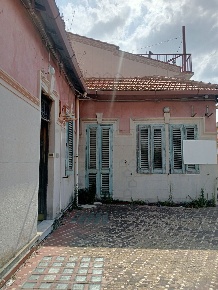Foto Villa unifamiliare a Rometta di 300 m² con 5 locali in vendita