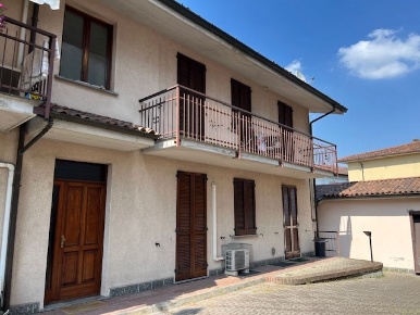 Foto Appartamento a Borghetto Lodigiano di 85 m² con 3 locali in vendita
