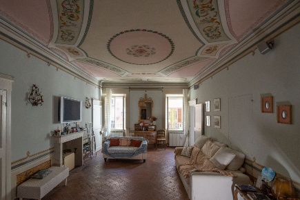 Foto Appartamento a Asciano di 100 m² con 5 locali in vendita