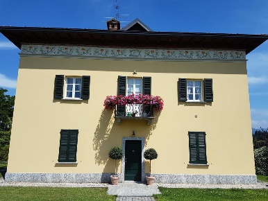 Foto Appartamento in Via della Noce 116, Alzate Brianza in vendita