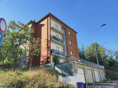 Foto Appartamento a Fornovo di Taro di 64 m² con 3 locali in vendita