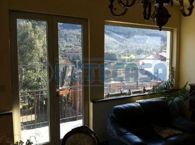 Foto Appartamento in V. P. Frediani s/n, Buti di 140 m² con 5 locali