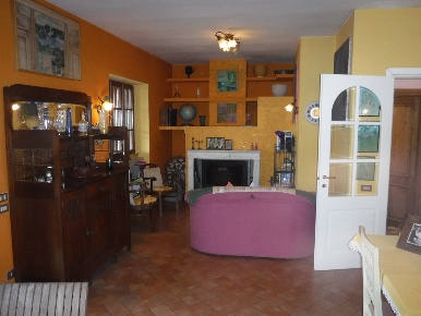 Foto Appartamento a Fosdinovo di 160 m² con 6 locali in vendita