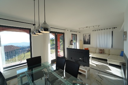 Foto Villa unifamiliare in Via Canepari, Fosdinovo di 140 m² con 6 locali