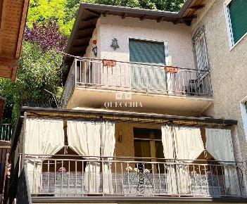 Foto Appartamento in via roma, Padenghe sul Garda di 60 m² con 2 locali