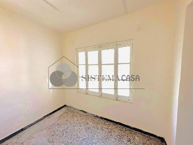 Foto Appartamento in Via della Resistenza 10, Follo di 65 m² con 3 locali