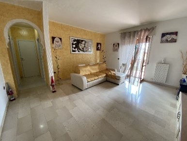 Foto Appartamento in Via Cavour 3, Cellamare di 90 m² con 3 locali