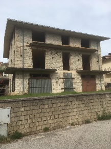 Foto Villa singola in Via dell'Annunziata, Borgorose di 480 m² con 5 locali