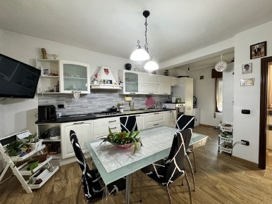 Foto Villa singola a Villadose di 110 m² con 5 locali in vendita