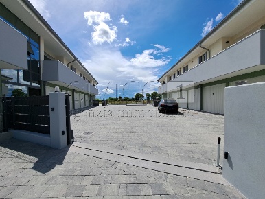 Foto Appartamento in Via Roma, Cervarese Santa Croce di 110 m² con 4 locali