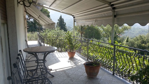 Foto Villa unifamiliare a Fosdinovo di 240 m² con 12 locali in vendita