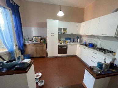 Foto Appartamento a Ameglia di 72 m² con 4 locali in vendita