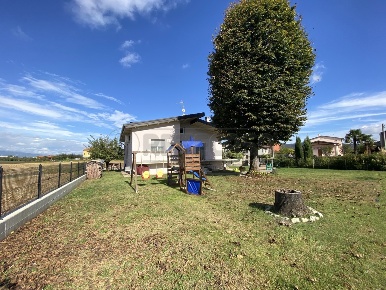 Foto Villa singola in Via Canova 4, Brendola di 278 m² con 6 locali