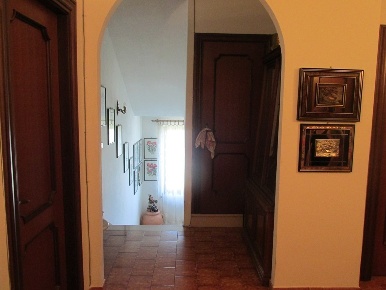 Foto Villa unifamiliare a Licciana Nardi di 251 m² con 12 locali in vendita