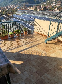 Foto Appartamento in Via Giacomo Puccini 71, Camporosso di 110 m²