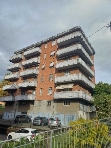 Foto Appartamento a Fornovo di Taro di 130 m² con 4 locali in vendita