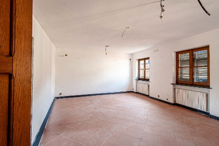 Foto Appartamento in Via Luigi Nino Malerba 2727, Busalla di 85 m²