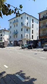 Foto Appartamento a Fornovo di Taro di 97 m² con 6 locali in vendita