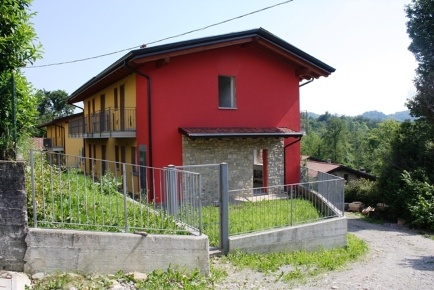 Foto Villa a schiera a Palazzago in vendita